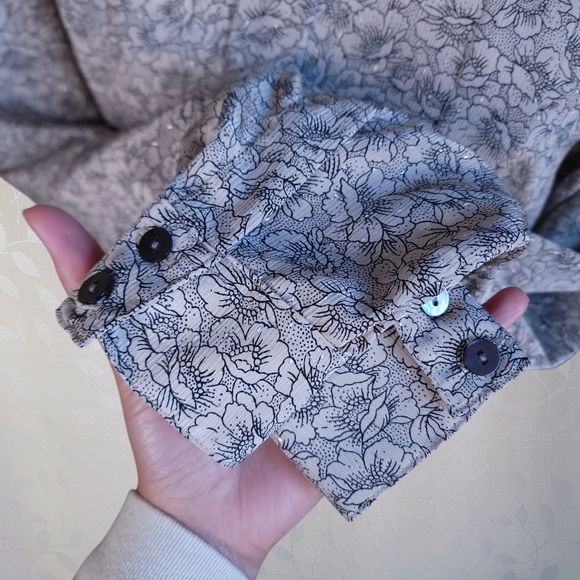 Vintage 60s 70s Pilgrim Collar Pleated Floral Print Blouse Jaeger Taupe - Picture 9 of 12